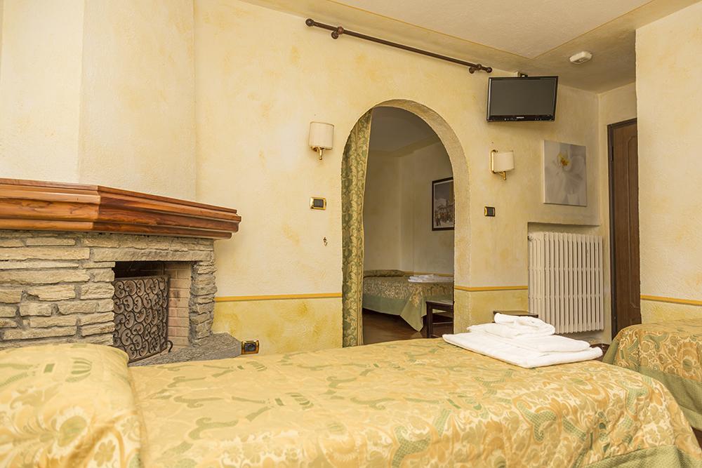 Hotel La Fontaine Oulx Eksteriør bilde