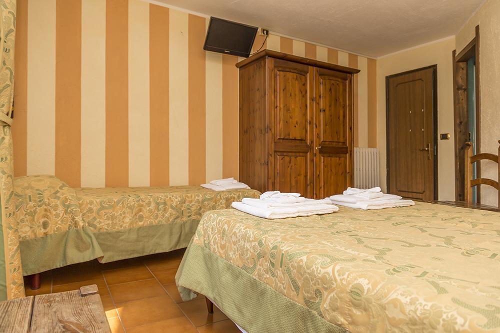 Hotel La Fontaine Oulx Eksteriør bilde